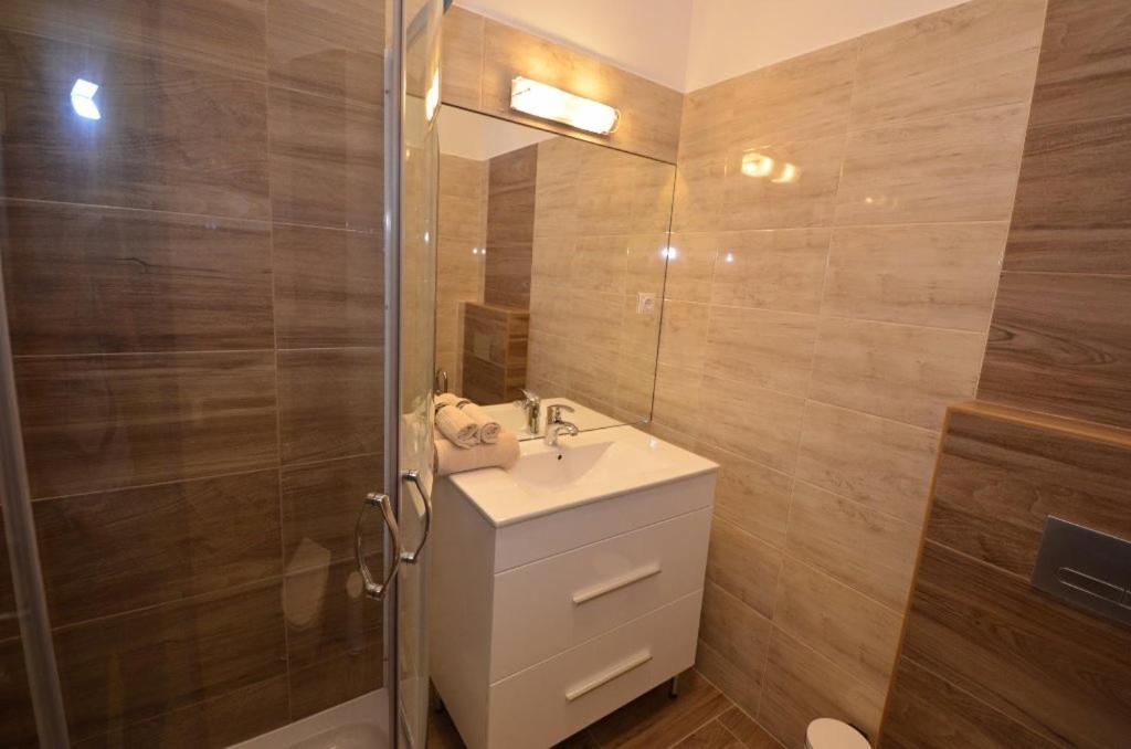Fig Tree House Apartment Budapest Luaran gambar